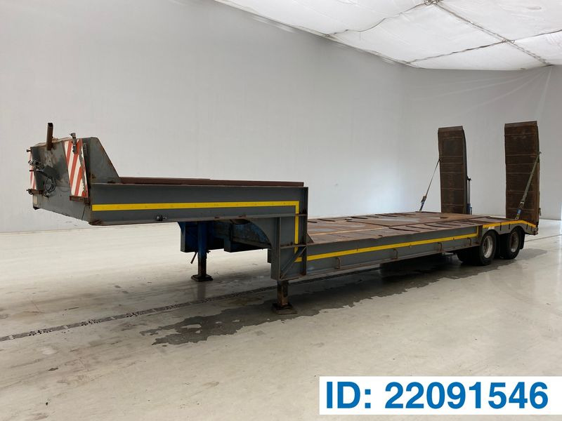GHEYSEN & VERPOORT Low bed trailer - Semi-remorque surbaissé: photos 1 GHEYSEN & VERPOORT Low bed trailer - Semi-remorque surbaissé: photos 1