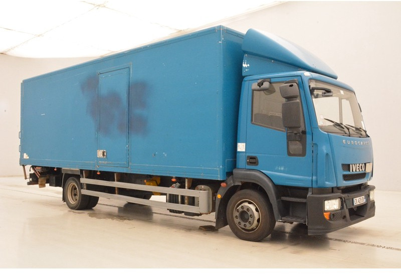 Iveco Eurocargo 120E18 - Camion fourgon: photos 3 Iveco Eurocargo 120E18 - Camion fourgon: photos 3