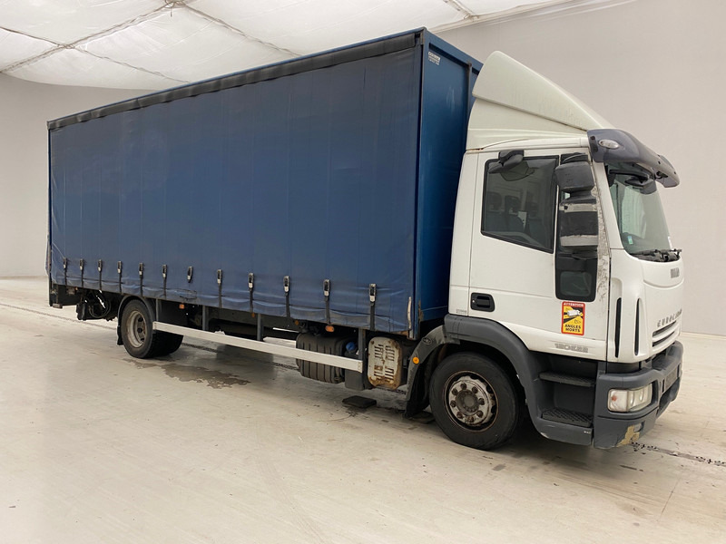 Iveco Eurocargo 120E22 - Camion à rideaux coulissants: photos 3 Iveco Eurocargo 120E22 - Camion à rideaux coulissants: photos 3