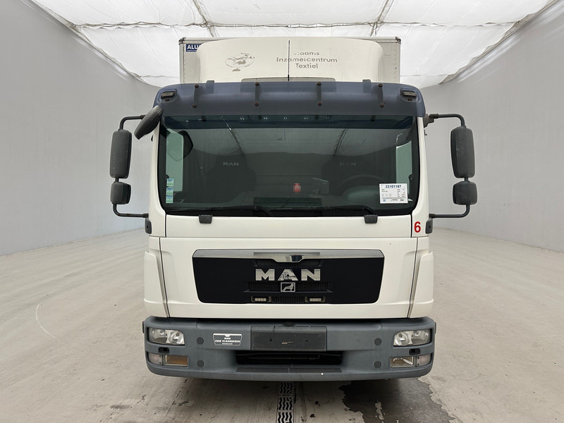 MAN TGL 12.220 - Camion fourgon: photos 2 MAN TGL 12.220 - Camion fourgon: photos 2