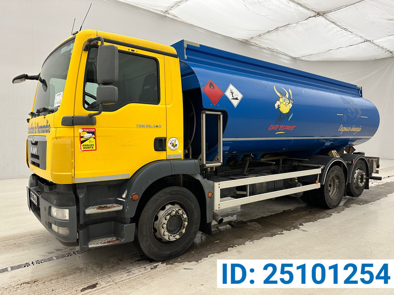 MAN TGM 26.340 - Camion citerne: photos 1 MAN TGM 26.340 - Camion citerne: photos 1