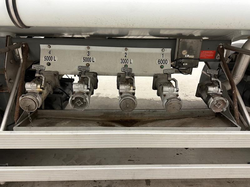 Magyar Aluminium tank 19570 L - Remorque citerne: photos 4 Magyar Aluminium tank 19570 L - Remorque citerne: photos 4