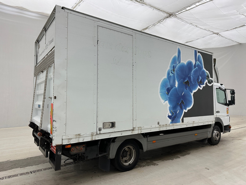 Mercedes-Benz Atego 815 - Camion fourgon: photos 4 Mercedes-Benz Atego 815 - Camion fourgon: photos 4