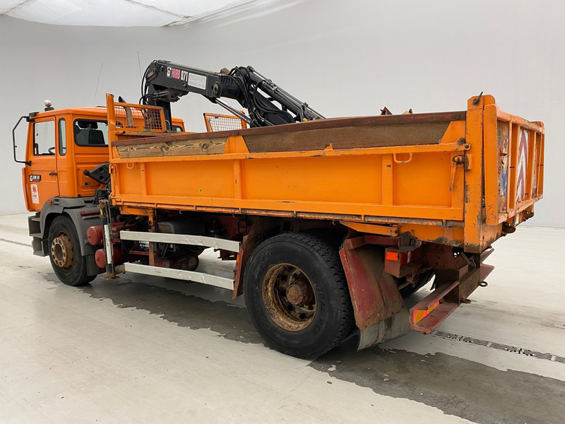 Camion benne, Camion grue Renault G210: photos 9 Camion benne, Camion grue Renault G210: photos 9