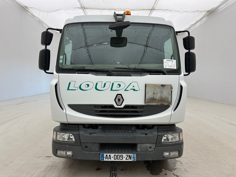Renault Midlum 240 DXi* - Camion citerne: photos 2 Renault Midlum 240 DXi* - Camion citerne: photos 2