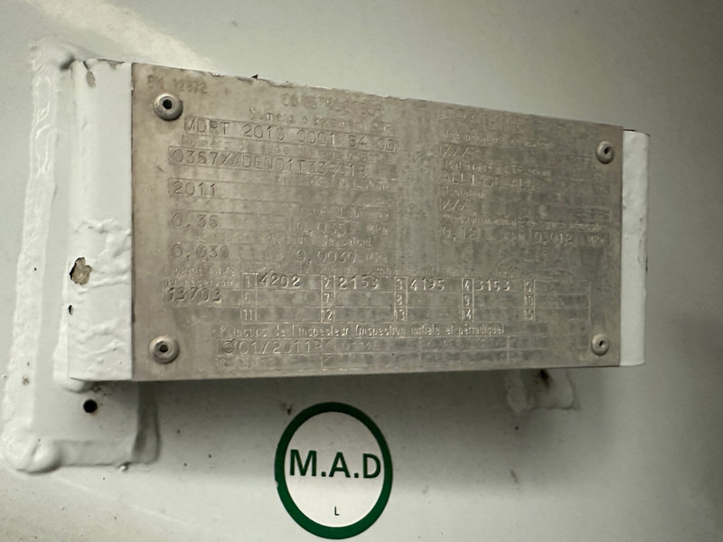 Renault Premium 270 DXi - Camion citerne: photos 5 Renault Premium 270 DXi - Camion citerne: photos 5