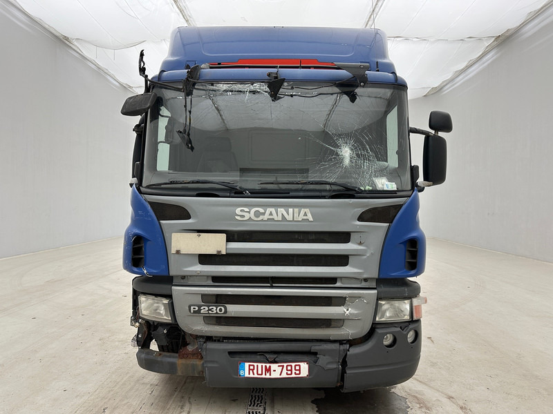 Scania P230 - Camion à rideaux coulissants: photos 3 Scania P230 - Camion à rideaux coulissants: photos 3