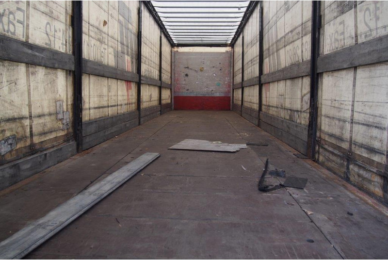 Schmitz Cargobull Tautliner - Semi-remorque rideaux coulissants: photos 5 Schmitz Cargobull Tautliner - Semi-remorque rideaux coulissants: photos 5