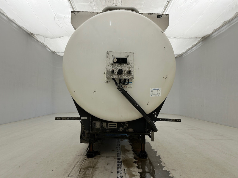 Stokota Tank 39000 L - Semi-remorque citerne: photos 2 Stokota Tank 39000 L - Semi-remorque citerne: photos 2