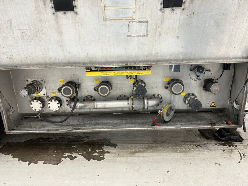 Stokota Tank 39000 L - Semi-remorque citerne: photos 4 Stokota Tank 39000 L - Semi-remorque citerne: photos 4