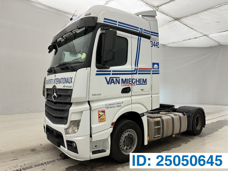 Mercedes-Benz Actros 1842 - Tracteur routier: photos 1 Mercedes-Benz Actros 1842 - Tracteur routier: photos 1