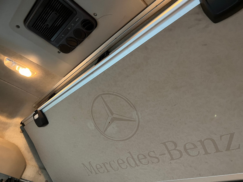Tracteur routier Mercedes-Benz Actros 1845 BigSpace: photos 14