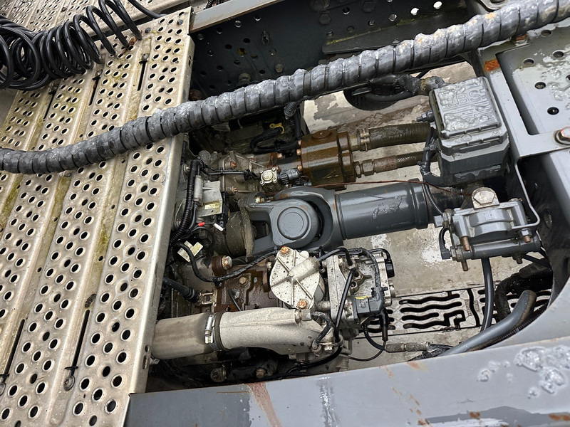 Tracteur routier Mercedes-Benz Actros 1945: photos 9 Tracteur routier Mercedes-Benz Actros 1945: photos 9