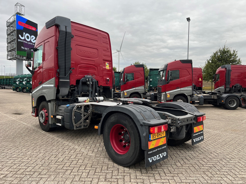 Tracteur routier Volvo FH13.420 Globetrotter - ADR: photos 6 Tracteur routier Volvo FH13.420 Globetrotter - ADR: photos 6