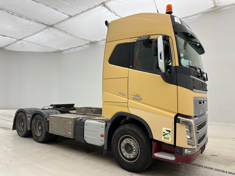 Volvo FH16.750 - 6x4 - Tracteur routier: photos 3 Volvo FH16.750 - 6x4 - Tracteur routier: photos 3
