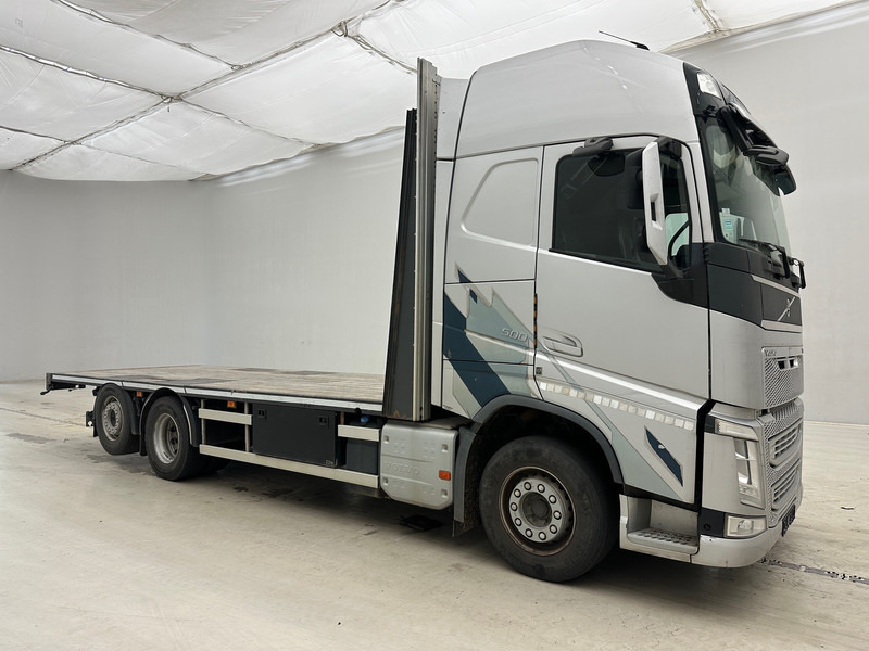 Volvo FH500 Globetrotter 6x2 - Camion plateau: photos 3 Volvo FH500 Globetrotter 6x2 - Camion plateau: photos 3
