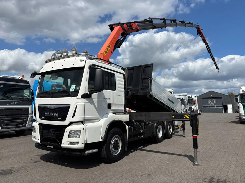 MAN TGS 28.440 6x4 Hydrodrive Euro 6 Tipper / Tractor + Palfinger 33002 Fly Jip PJ060 - Camion grue: photos 1 MAN TGS 28.440 6x4 Hydrodrive Euro 6 Tipper / Tractor + Palfinger 33002 Fly Jip PJ060 - Camion grue: photos 1