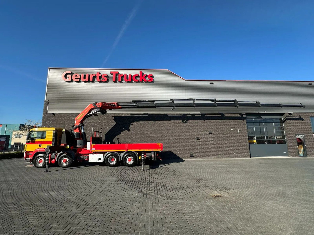 MAN MAURER TGS 35.480 8X4H-6 BL MET PALFINGER PK9200 - Camion grue: photos 1 MAN MAURER TGS 35.480 8X4H-6 BL MET PALFINGER PK9200 - Camion grue: photos 1