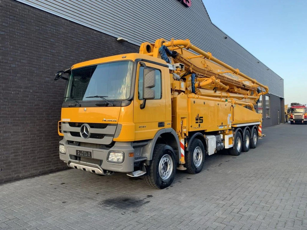 Mercedes-Benz Actros 5041 10X4 + SERMAC 6 RZ 56 METER CONCRETE - Camion pompe: photos 2 Mercedes-Benz Actros 5041 10X4 + SERMAC 6 RZ 56 METER CONCRETE - Camion pompe: photos 2