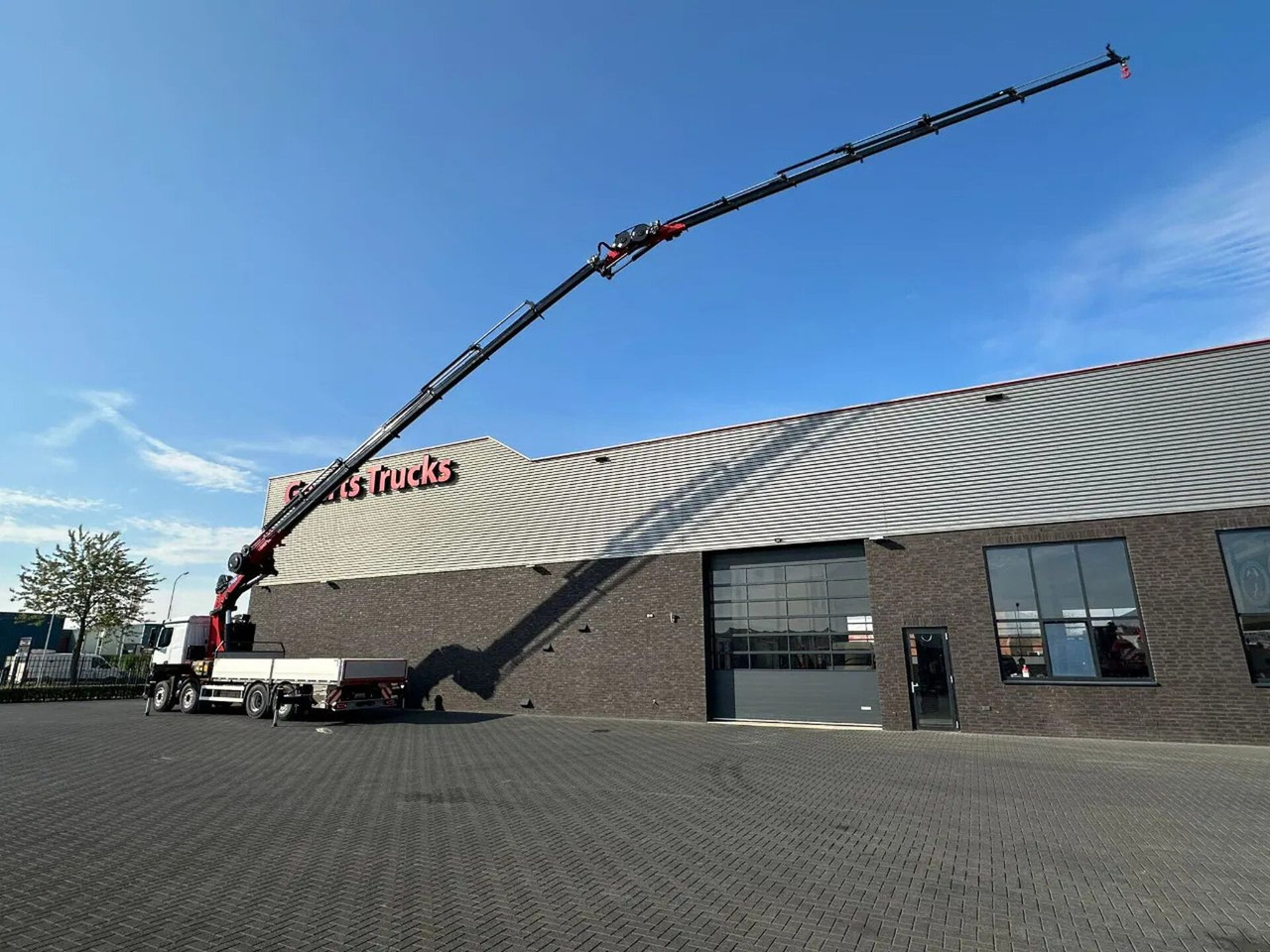Mercedes-Benz Arocs 3251 8X2 + HMF 7020-K7 FJ 1400-K6 KRAAN/KR - Camion grue: photos 3 Mercedes-Benz Arocs 3251 8X2 + HMF 7020-K7 FJ 1400-K6 KRAAN/KR - Camion grue: photos 3