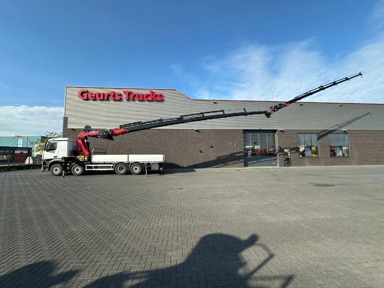 Mercedes-Benz Arocs 3251 8X2 + HMF 7020-K7 FJ 1400-K6 KRAAN/KR - Camion grue: photos 5 Mercedes-Benz Arocs 3251 8X2 + HMF 7020-K7 FJ 1400-K6 KRAAN/KR - Camion grue: photos 5