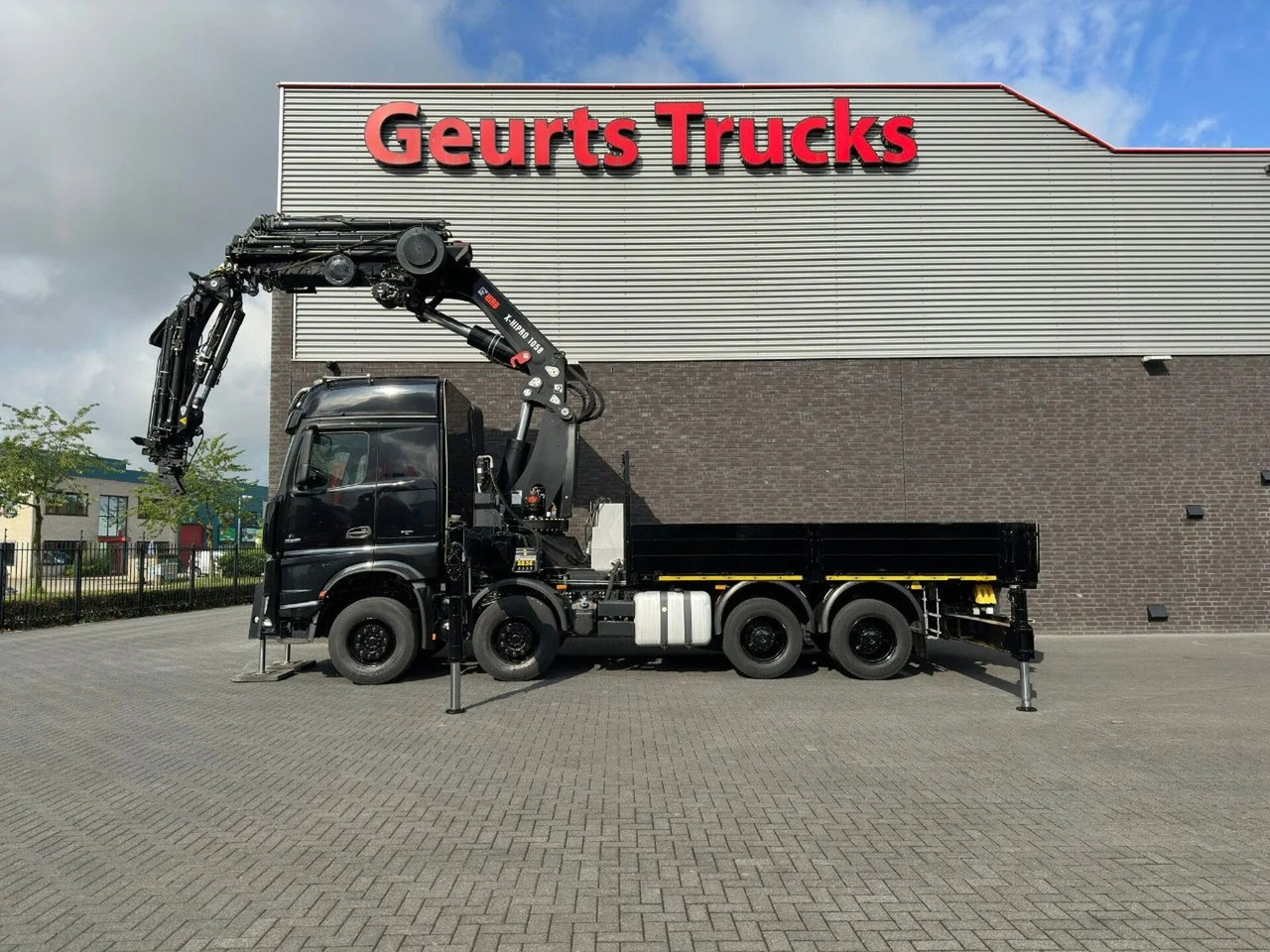 Mercedes-Benz Arocs 3251 8X4 + HIAB 1058 E-8 + JIB 150X-6 JDC - Camion grue: photos 5 Mercedes-Benz Arocs 3251 8X4 + HIAB 1058 E-8 + JIB 150X-6 JDC - Camion grue: photos 5