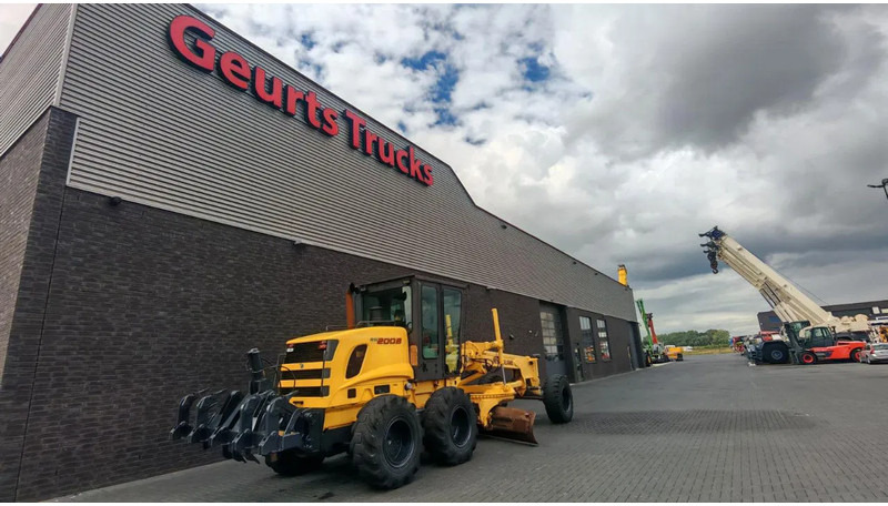 Niveleuse New Holland RG 200 B MOTORGRADER + RIPPER FROM 2012 HOURS 4237: photos 6 Niveleuse New Holland RG 200 B MOTORGRADER + RIPPER FROM 2012 HOURS 4237: photos 6
