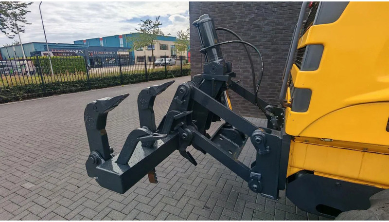 Niveleuse New Holland RG 200 B MOTORGRADER + RIPPER FROM 2012 HOURS 4237: photos 16 Niveleuse New Holland RG 200 B MOTORGRADER + RIPPER FROM 2012 HOURS 4237: photos 16