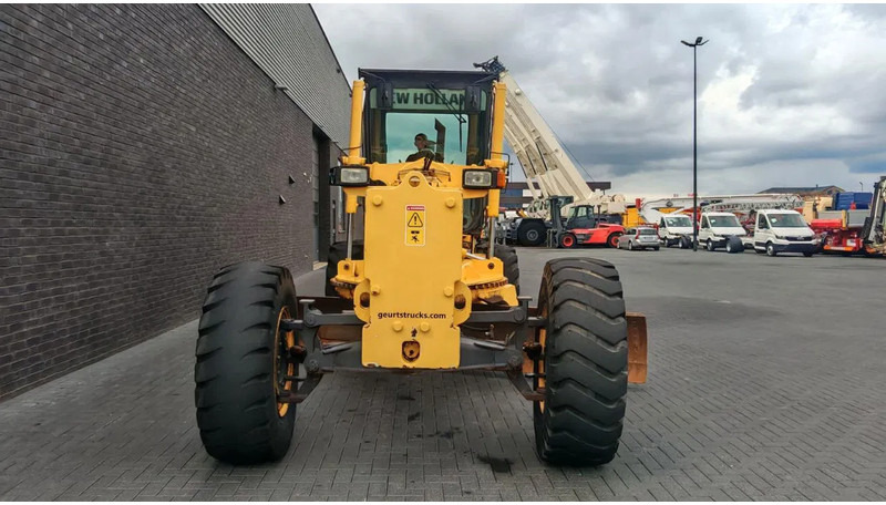 Niveleuse New Holland RG 200 B MOTORGRADER + RIPPER FROM 2012 HOURS 4237: photos 7 Niveleuse New Holland RG 200 B MOTORGRADER + RIPPER FROM 2012 HOURS 4237: photos 7