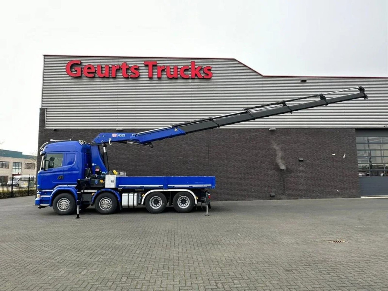 Scania R580 V8 8X4 TREKKER-BAKWAGEN COMBI + HMF 4020-K5 - Camion grue: photos 5 Scania R580 V8 8X4 TREKKER-BAKWAGEN COMBI + HMF 4020-K5 - Camion grue: photos 5