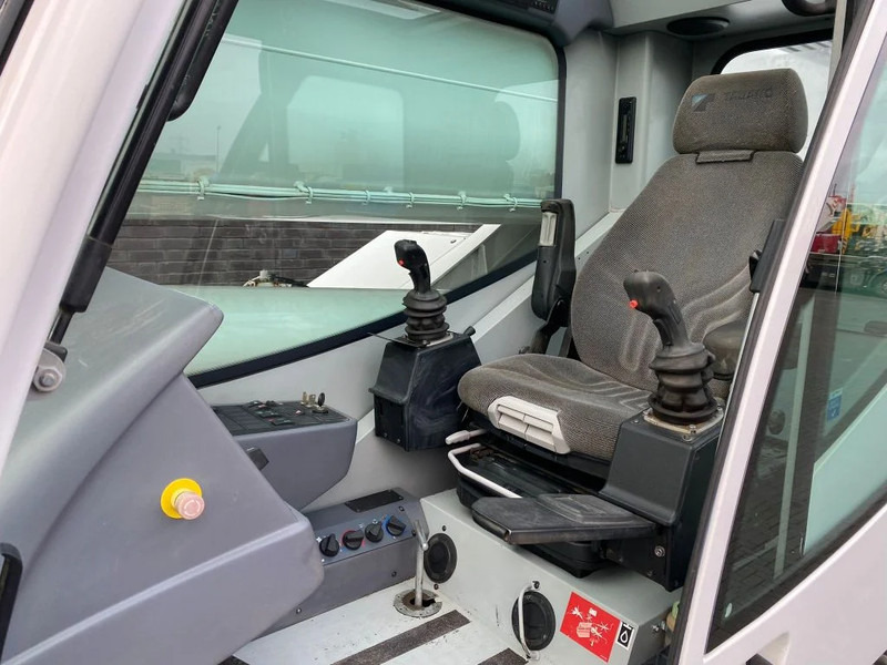 Grue tout-terrain Tadano ATF 40G-2 KRAAN/KRAN/CRANE/GRUA: photos 19 Grue tout-terrain Tadano ATF 40G-2 KRAAN/KRAN/CRANE/GRUA: photos 19