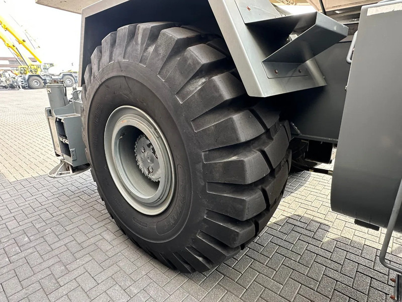 Grue automotrice lente Terex RT130 ROUGH TERRAIN CRANE + JIB: photos 18 Grue automotrice lente Terex RT130 ROUGH TERRAIN CRANE + JIB: photos 18