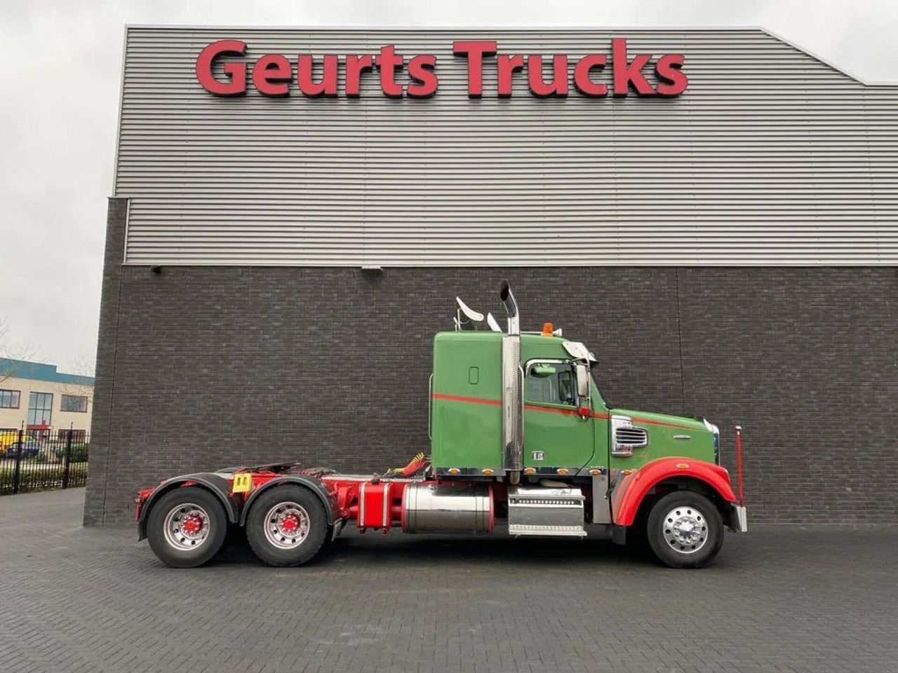 Freightliner CORONADA 6X4 EURO 6 TREKKER/TRACTOR/SATTELZUGMAS - Tracteur routier: photos 4 Freightliner CORONADA 6X4 EURO 6 TREKKER/TRACTOR/SATTELZUGMAS - Tracteur routier: photos 4