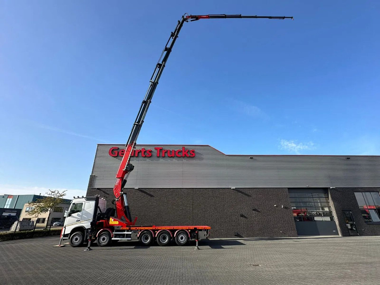 Volvo FH 540 10X4 + FASSI F1650RAL.2.28 + JIB L616L KR - Camion grue: photos 4 Volvo FH 540 10X4 + FASSI F1650RAL.2.28 + JIB L616L KR - Camion grue: photos 4