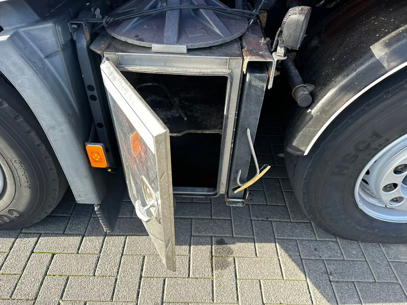 Camion grue Volvo FH 540 10X4 + FASSI F1650RAL.2.28 + JIB L616L KRAAN/KRAN/CRANE/GRUA: photos 17 Camion grue Volvo FH 540 10X4 + FASSI F1650RAL.2.28 + JIB L616L KRAAN/KRAN/CRANE/GRUA: photos 17