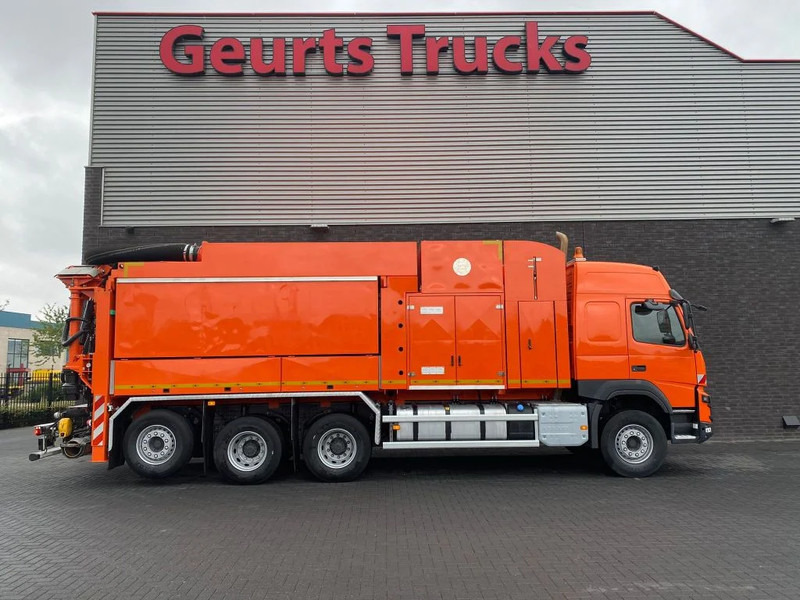 Volvo FMX 510 8X4 TRIDEM + MTS DINO 5 SAUGBAGGER/SUCTIONEXAVATOR/GRONDZUIGER - Camion hydrocureur: photos 4 Volvo FMX 510 8X4 TRIDEM + MTS DINO 5 SAUGBAGGER/SUCTIONEXAVATOR/GRONDZUIGER - Camion hydrocureur: photos 4