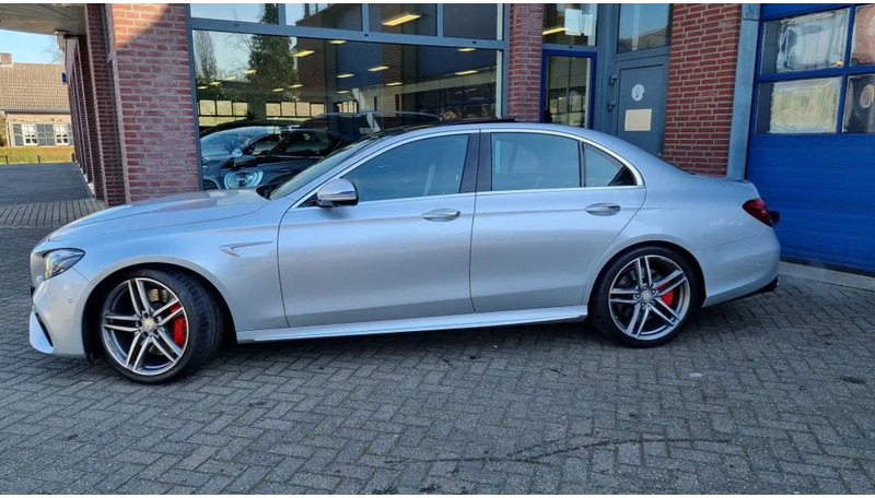 Mercedes-Benz E-Klasse 63 S, 4 Matic AMG..... Premium plus. - Berline: photos 5 Mercedes-Benz E-Klasse 63 S, 4 Matic AMG..... Premium plus. - Berline: photos 5