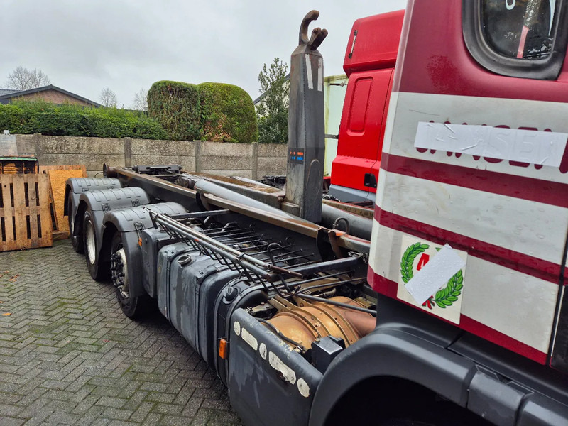 Scania P 420 8x2... manuel gearbox. - Camion - système de câble: photos 2 Scania P 420 8x2... manuel gearbox. - Camion - système de câble: photos 2