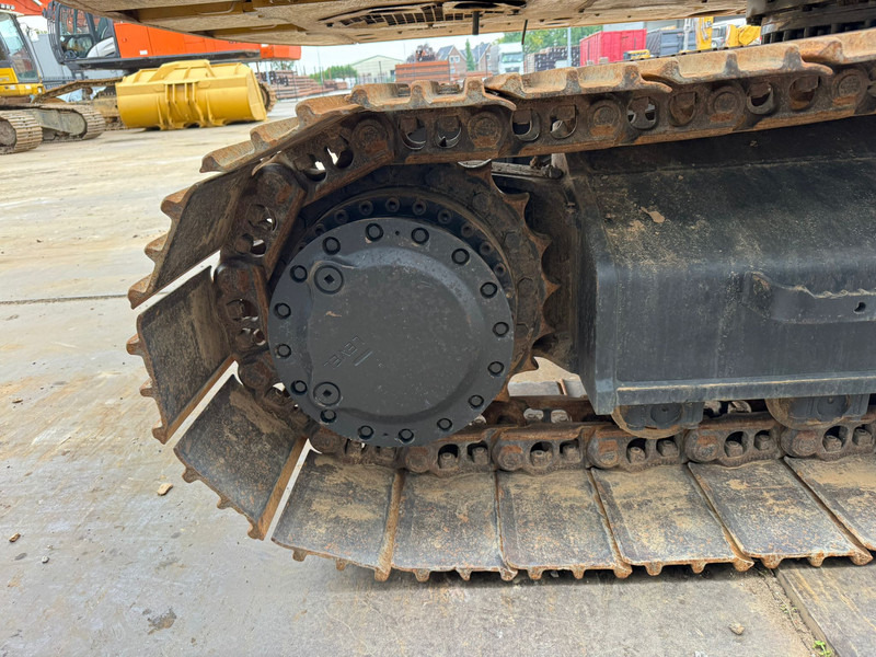 Pelle sur chenille Caterpillar 320GC: photos 19