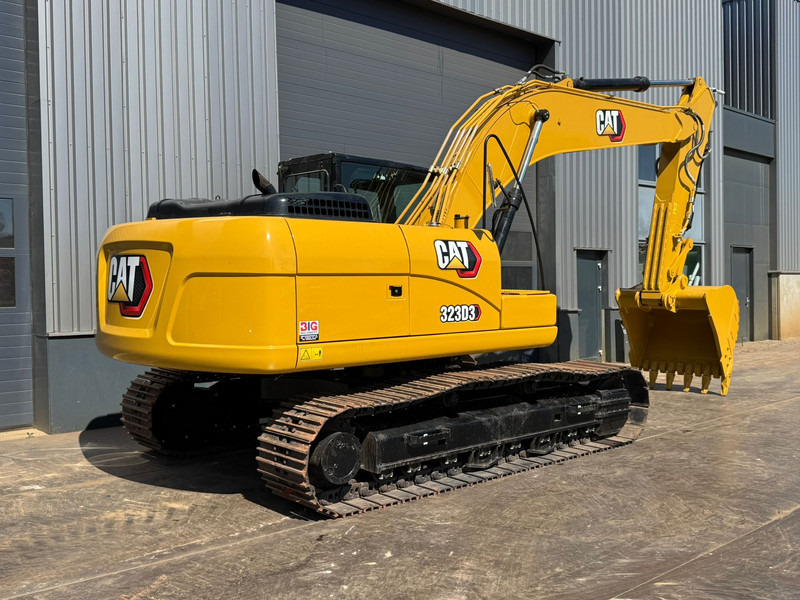 Caterpillar 323D3 en crédit-bail Caterpillar 323D3: photos 6