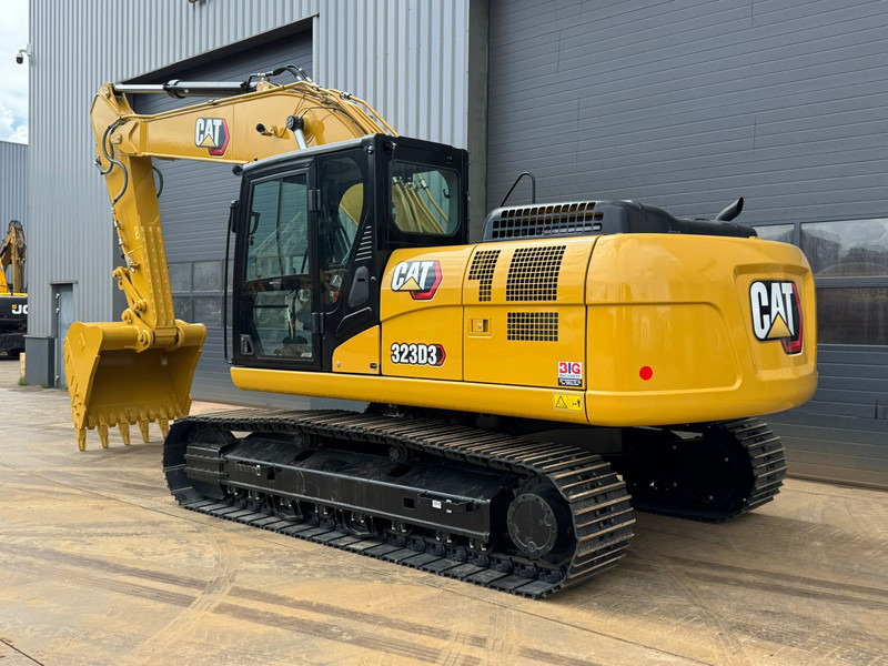 Caterpillar 323D3 - Pelle sur chenille: photos 3 Caterpillar 323D3 - Pelle sur chenille: photos 3