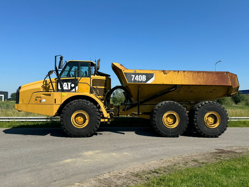 Caterpillar 740B - Tombereau articulé: photos 1 Caterpillar 740B - Tombereau articulé: photos 1