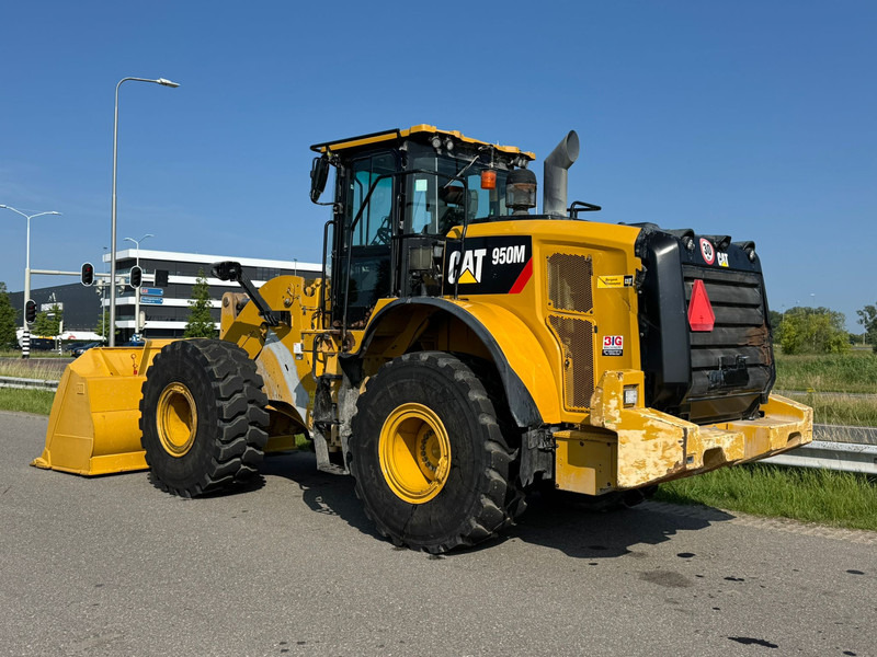 Caterpillar 950M - Chargeuse sur pneus: photos 3 Caterpillar 950M - Chargeuse sur pneus: photos 3
