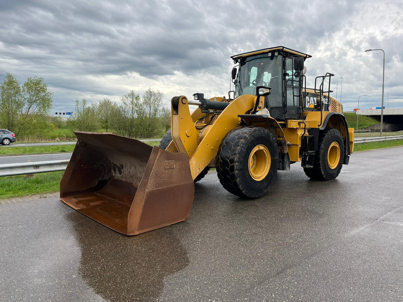 Caterpillar 962K - 3th Function - Chargeuse sur pneus: photos 2 Caterpillar 962K - 3th Function - Chargeuse sur pneus: photos 2