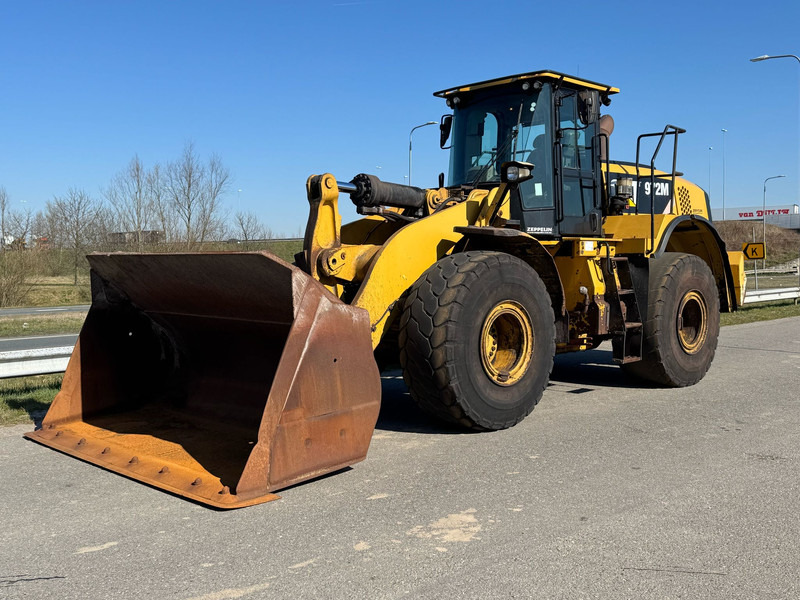 Caterpillar 972M - Chargeuse sur pneus: photos 2 Caterpillar 972M - Chargeuse sur pneus: photos 2