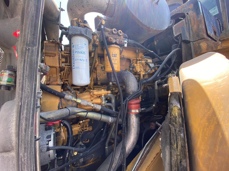 Chargeuse sur pneus Caterpillar 980H: photos 14
