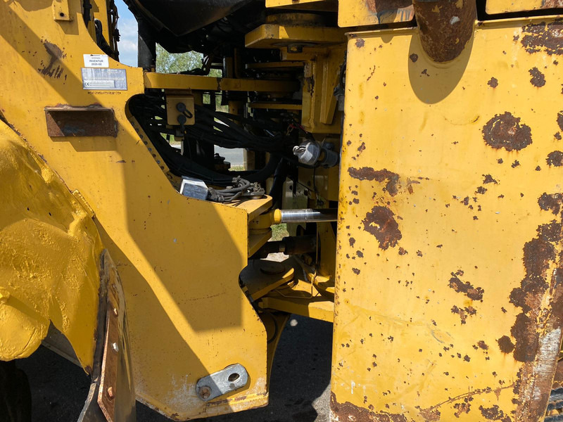 Chargeuse sur pneus Caterpillar 980H: photos 11