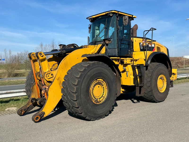 Caterpillar 980M - Chargeuse sur pneus: photos 2 Caterpillar 980M - Chargeuse sur pneus: photos 2