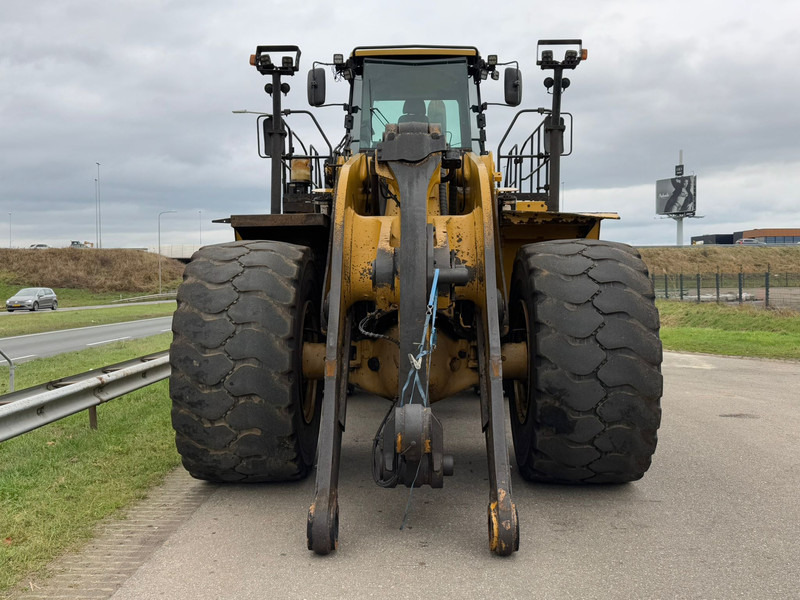 Caterpillar 988K - Chargeuse sur pneus: photos 4 Caterpillar 988K - Chargeuse sur pneus: photos 4