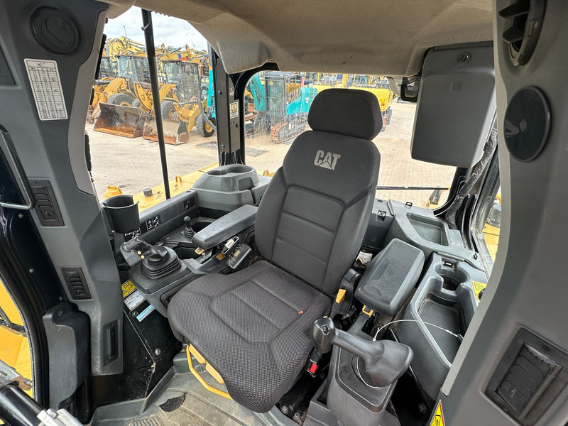 Bulldozer Caterpillar D6 LGP: photos 19